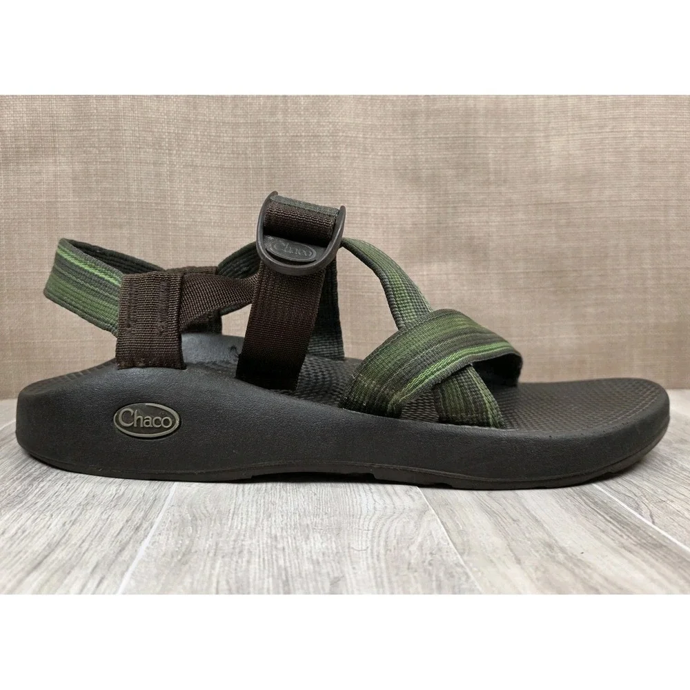 Chaco Z1 Classic Mens 10 Green Brown Adjustable Strap Hiking Water Sandals Shoes